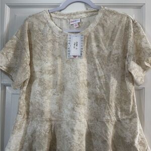 LuLaRoe Cream Patterned Top